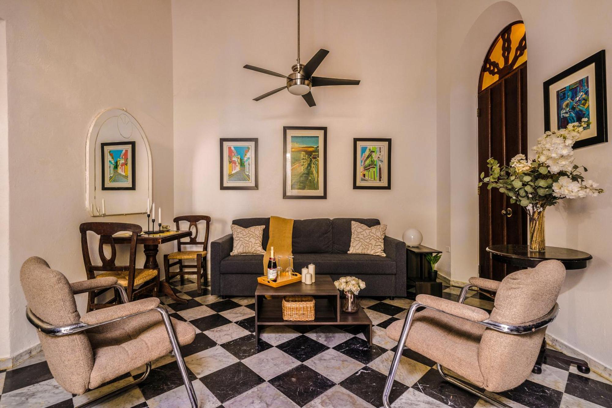 One-Bedroom Apartment