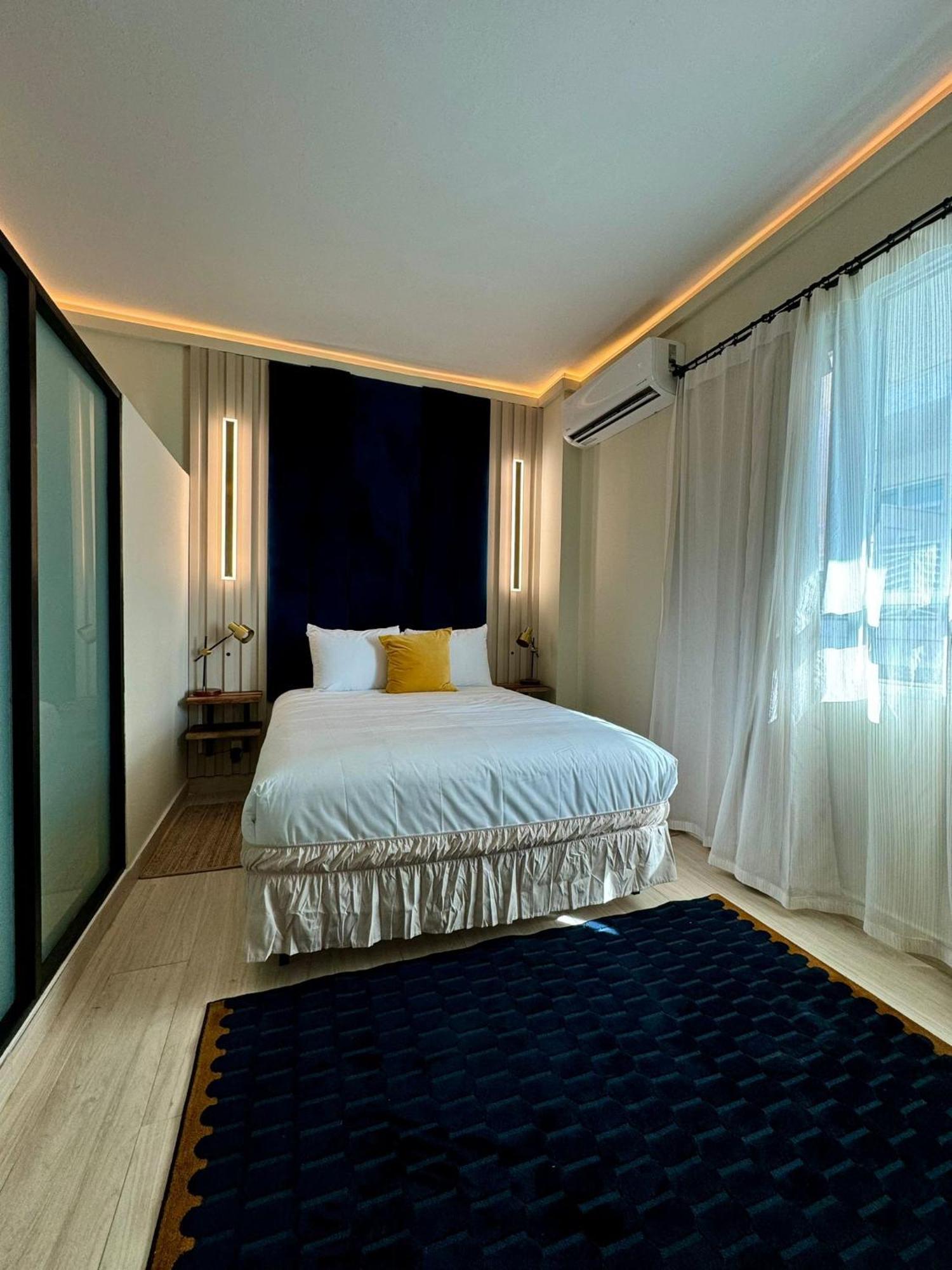Double Room,1635900552:JPEG