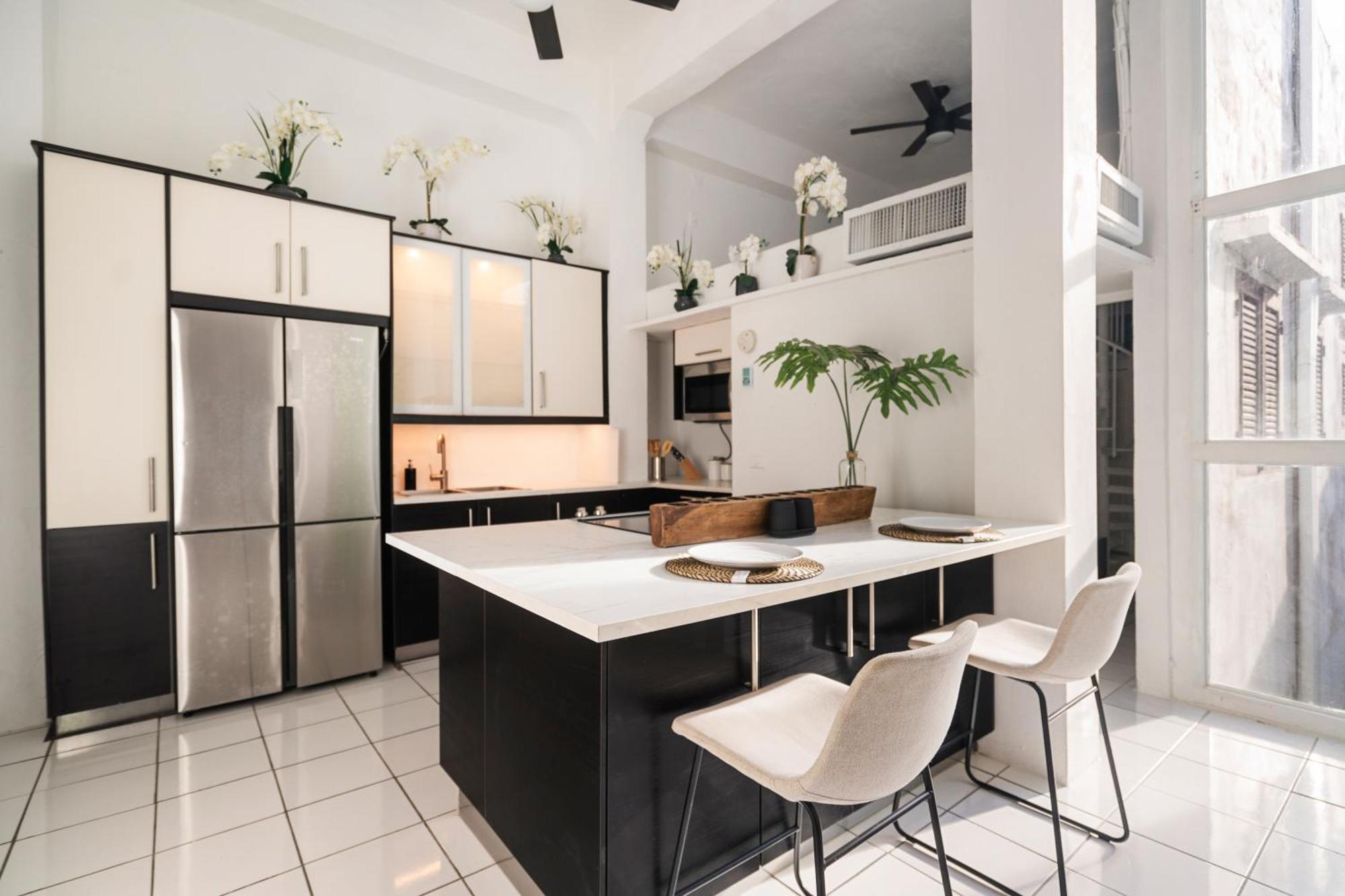 Three-Bedroom Apartment Water View