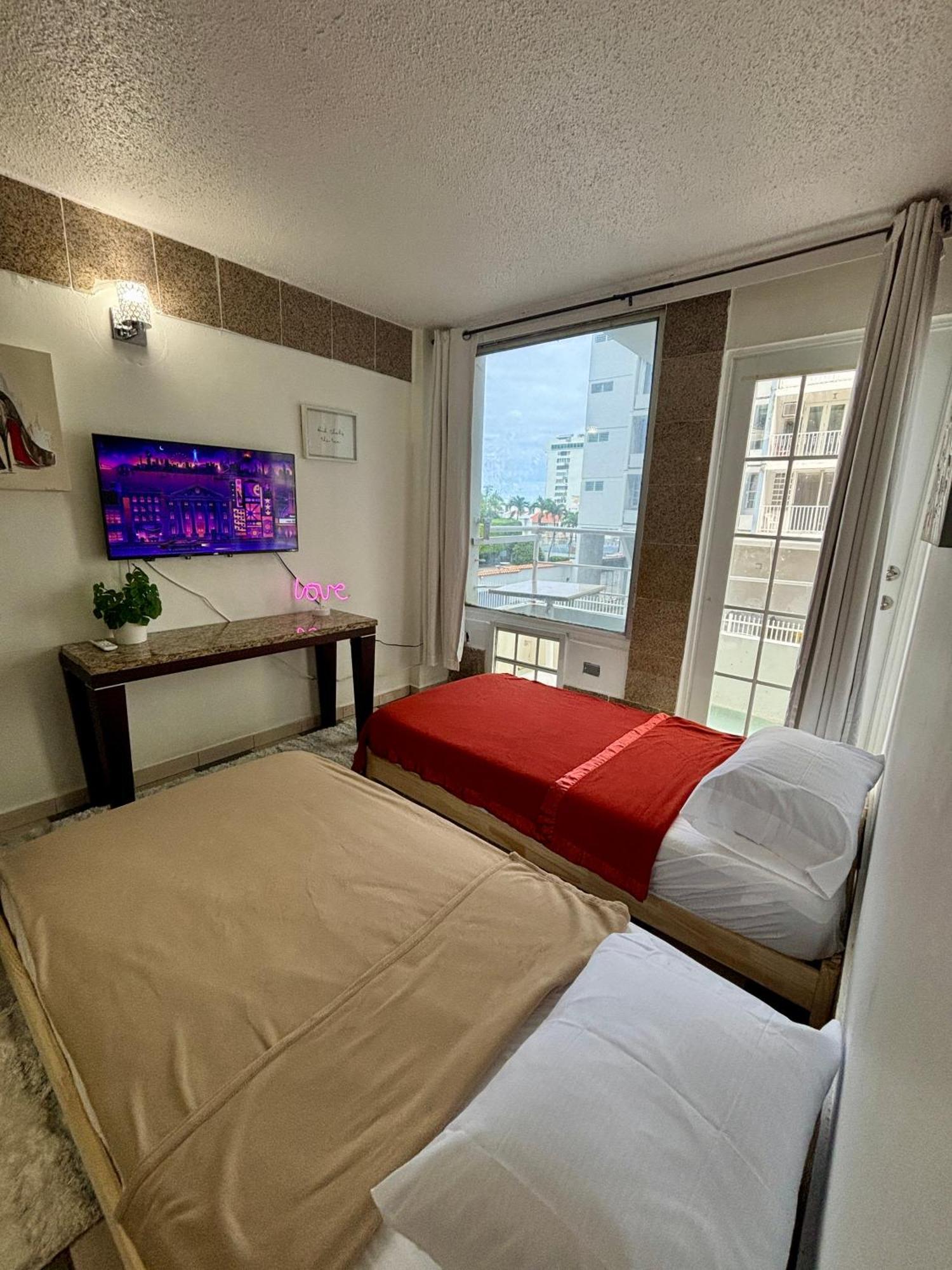 One-Bedroom Deluxe Apartment