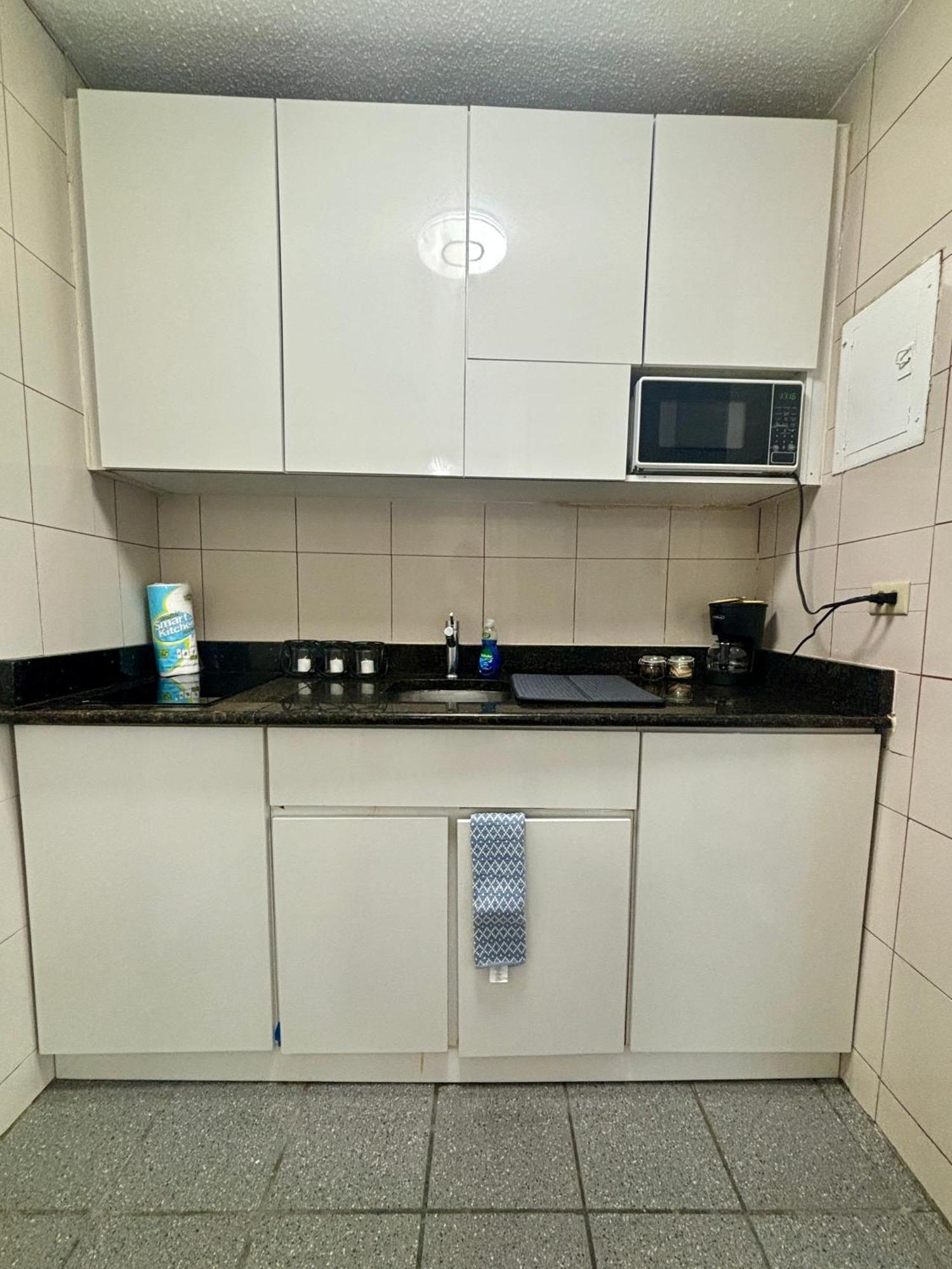 One-Bedroom Deluxe Apartment