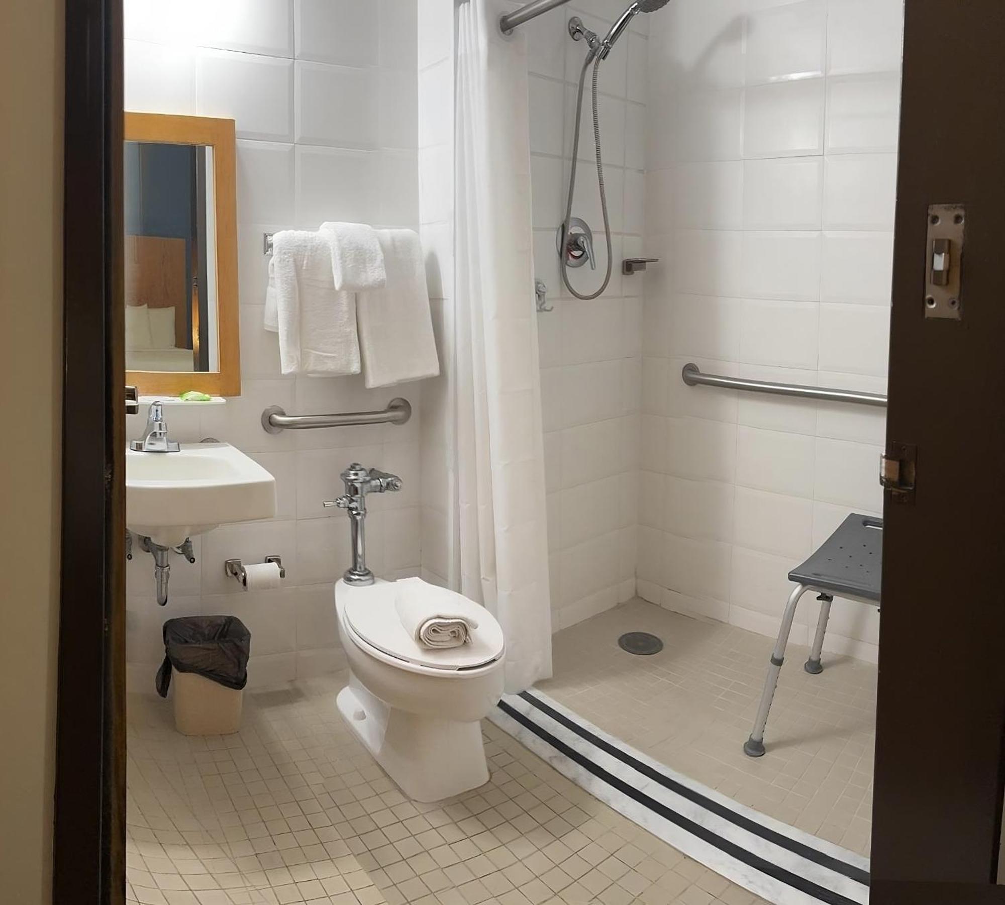Queen Room Two Queen Beds Disability Access