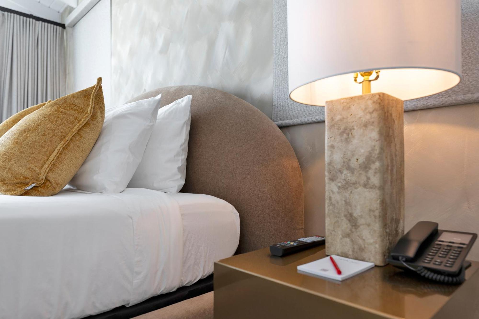 King Suite Spa Bath