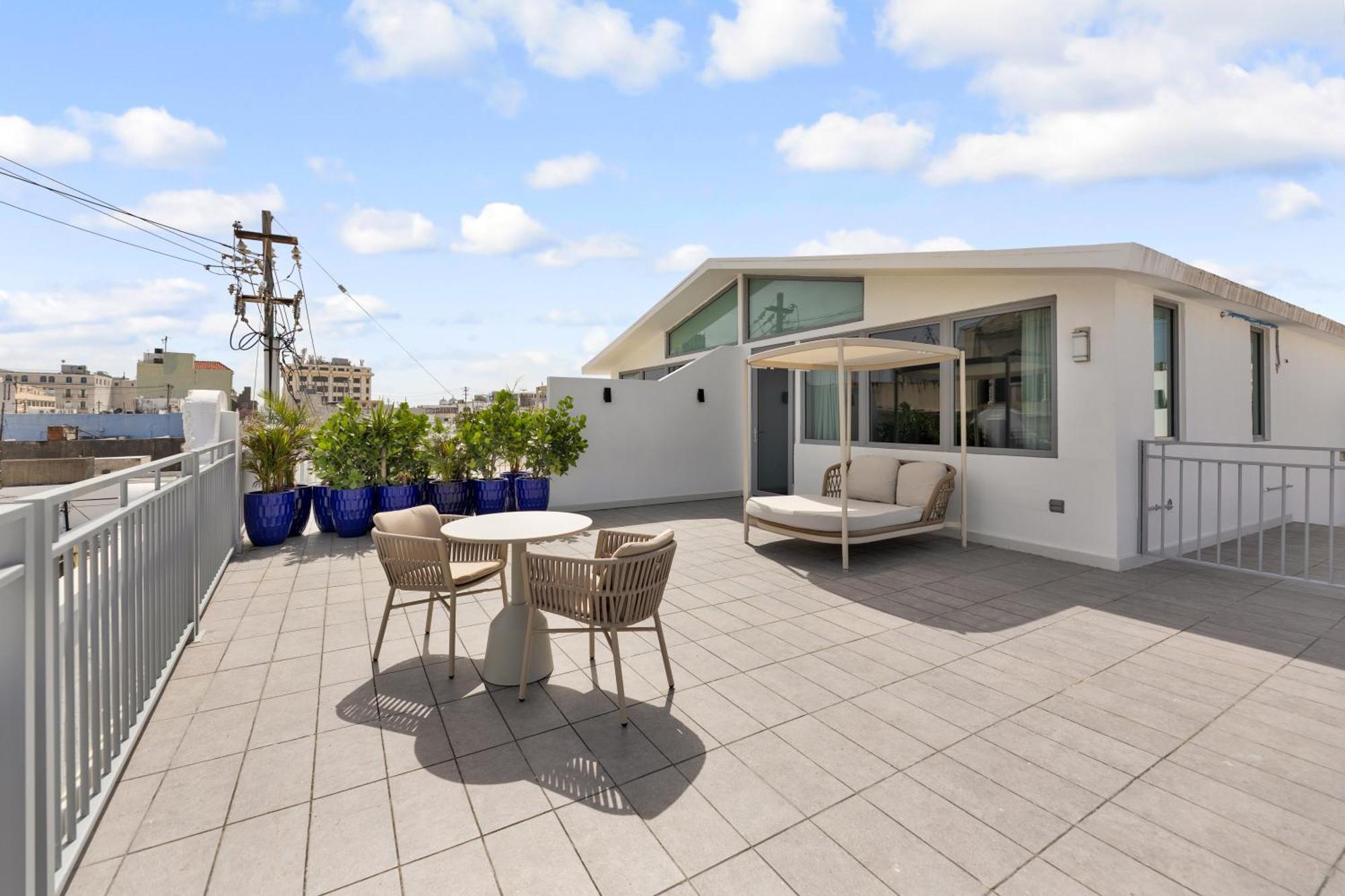 Junior Suite Balcony
