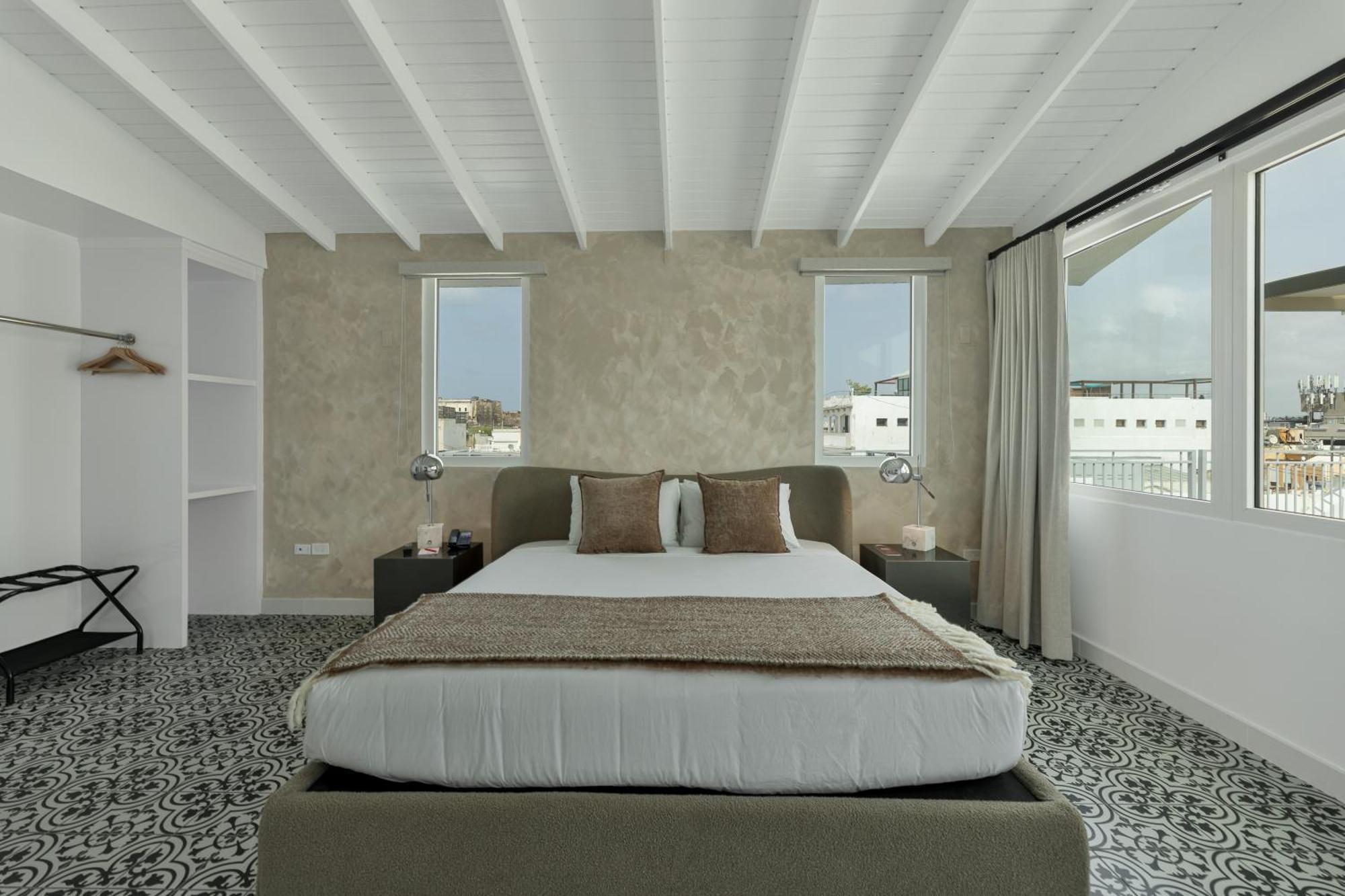 Junior Suite Balcony