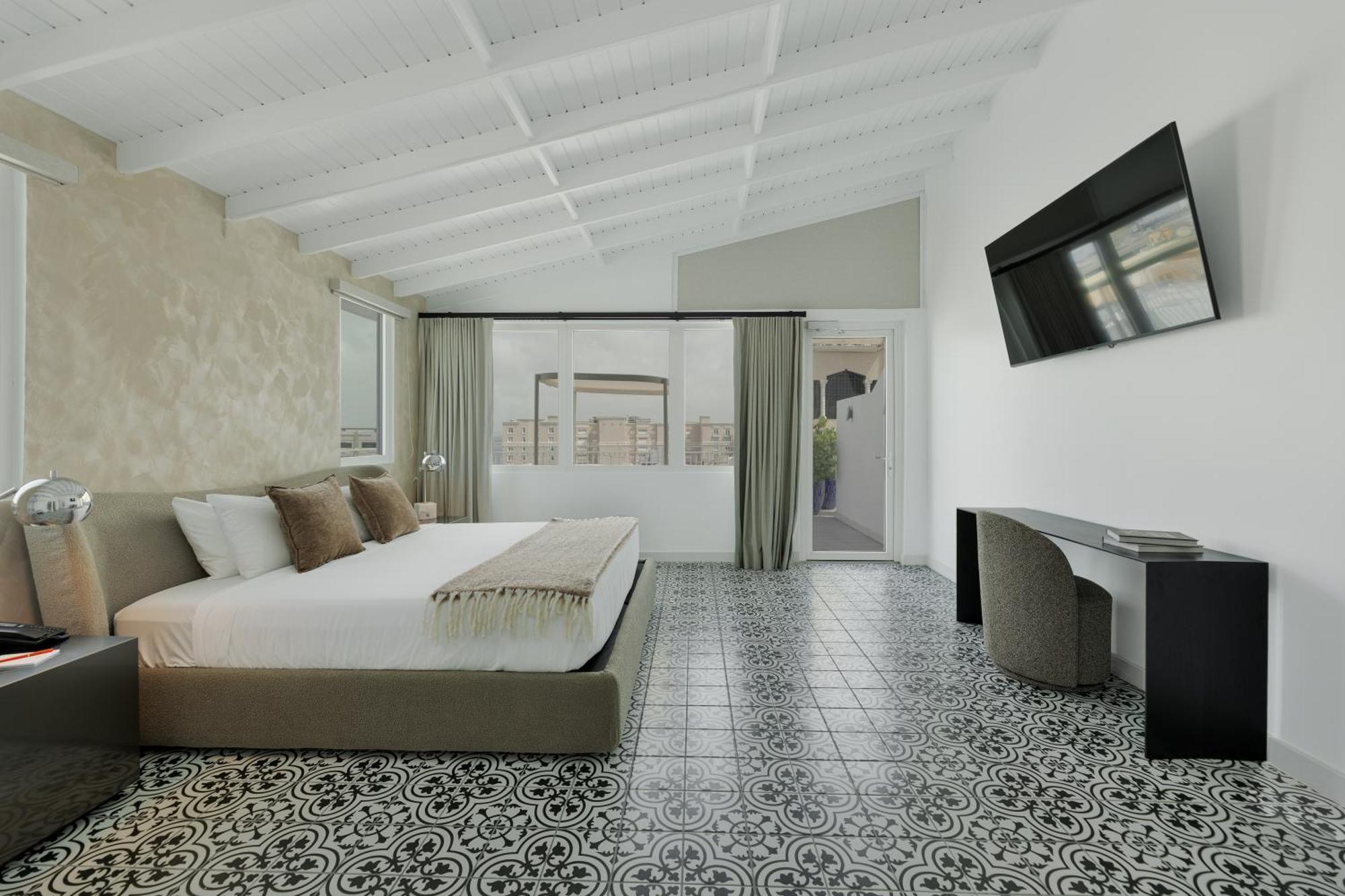 Junior Suite Balcony