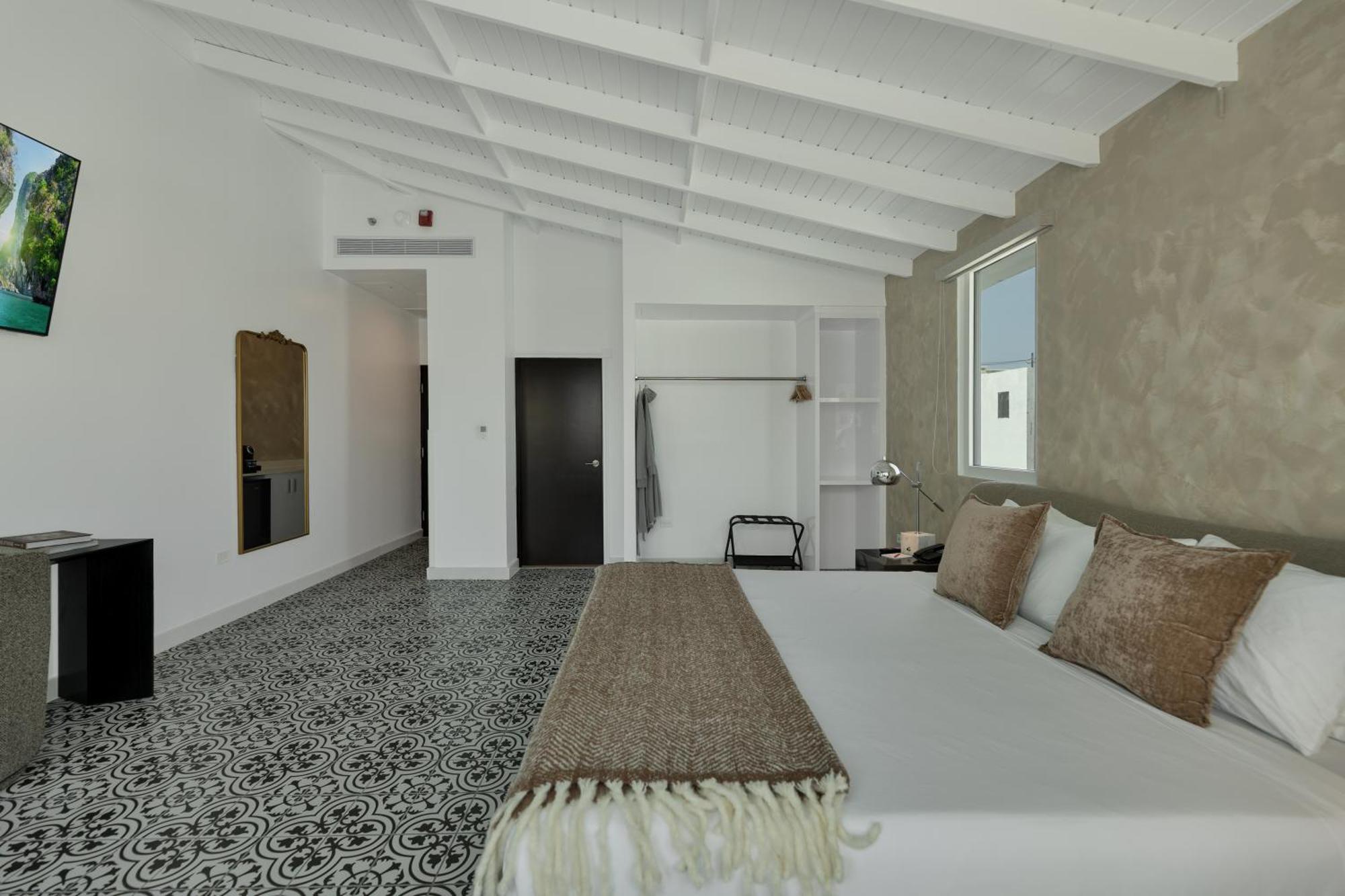 Junior Suite Balcony