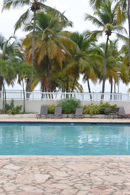Studio Pool View