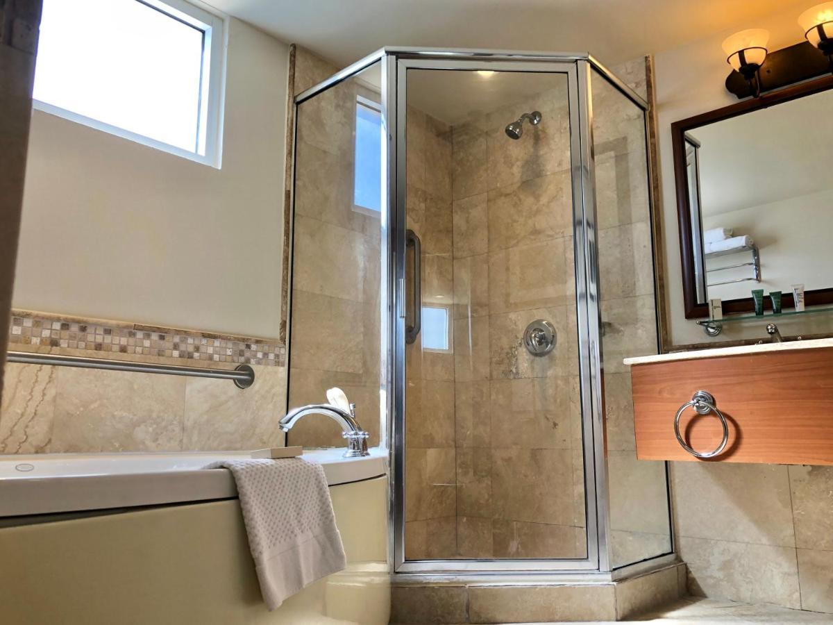 Presidential Studio Suite