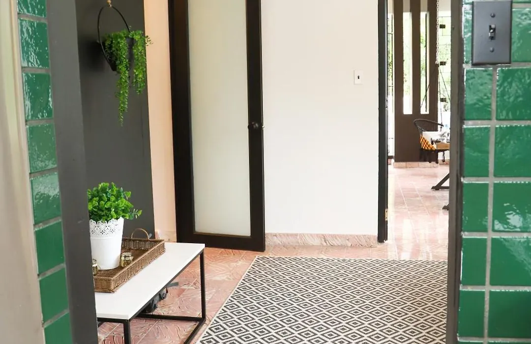 Private Rooms In Duplex Home 4 Bath Fq Beds 1-3Ppl-1