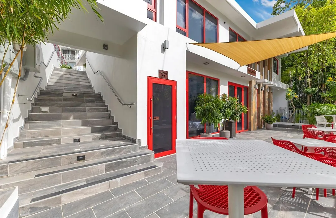 Red Door Inn-1