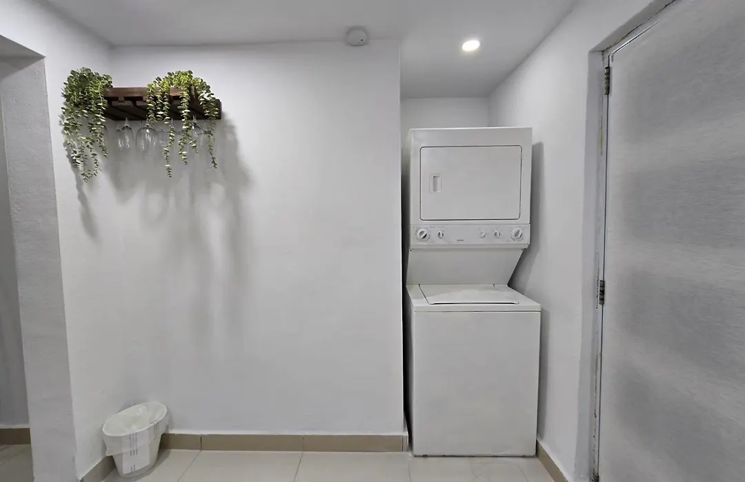 Reparto Metropolitano Apartments I-1