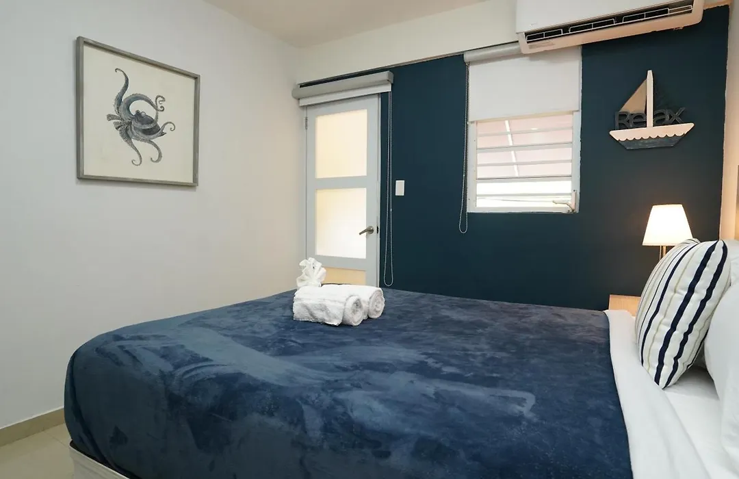 La Placita Suites Hotel-Suite 203-1