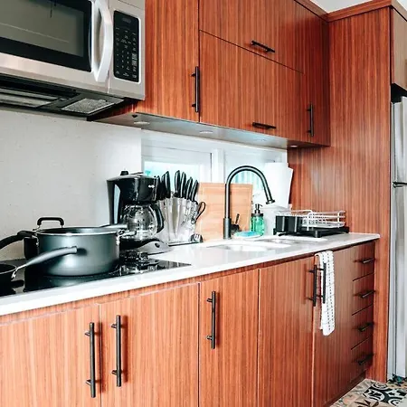 Comfy & Bright Apt @ Calle Loiza - Walk To Beach / Calle Loiza Abajo -N-3