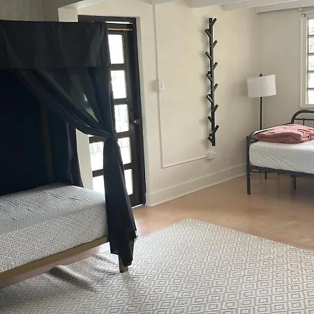 Private Rooms In Duplex Home 4 Bath Fq Beds 1-3Ppl-3