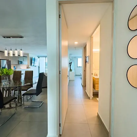 Luxury Apt - 2 Pools & Generator!-2