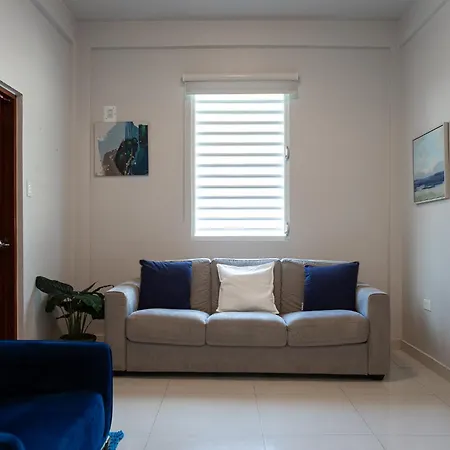 101- Renovated City Gem Near The Beach With Free Parking-2