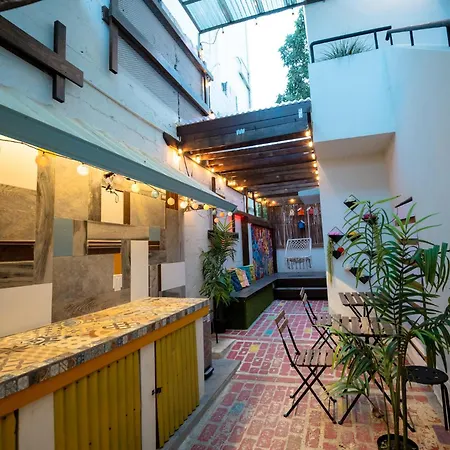 Tapia Haus 103 - San Juan, Beach Vibes Walking Distance-2