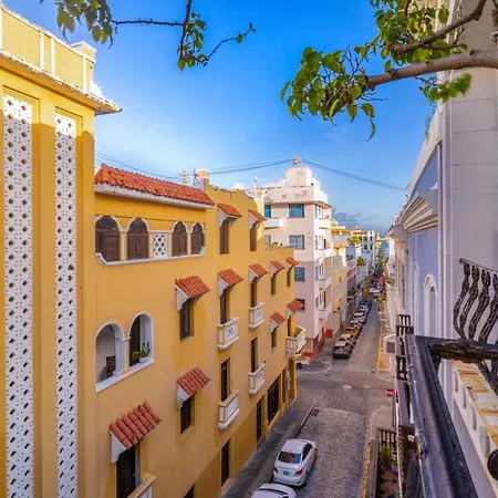 Spanish Penthouse Historic Mansion Private Patio-2