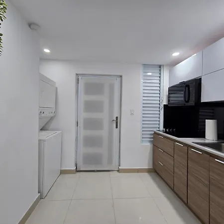 Reparto Metropolitano Apartments I-3