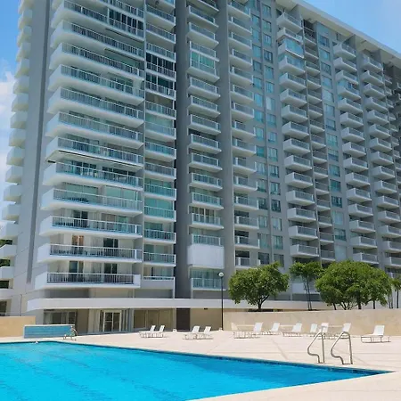 Modern Isla Verde Apt- Beach & Pool Near Foxwoods-3