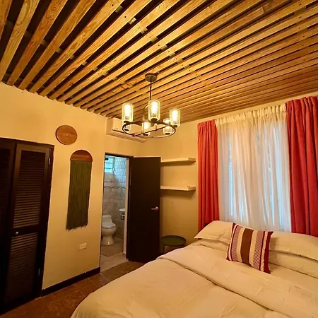 Isla Verde By The Beach Guest House-3