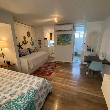 Beachfront Condo Pool Beach Access B15-2