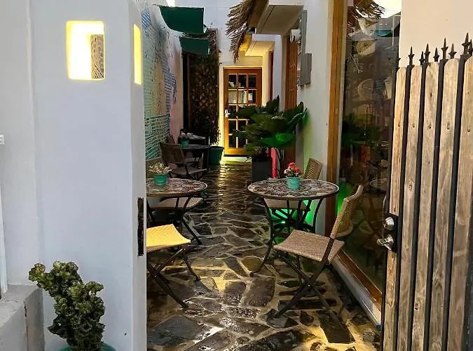 Aires Mediterraneos San Juan