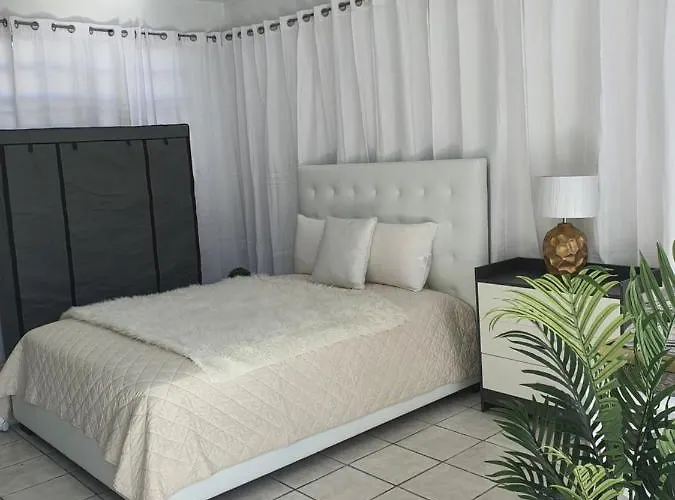 Ocean White Aparment Beach San Juan