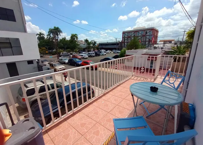 Urban Lodgings One @ Roosevelt 457 San Juan
