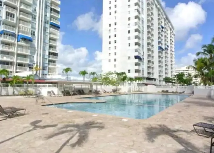 Marbella Apartments San Juan