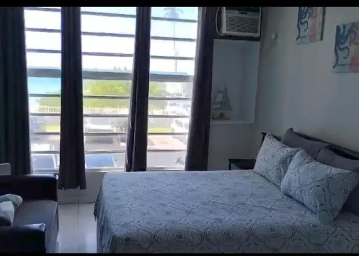 Coco Mar Oceanview Studios San Juan