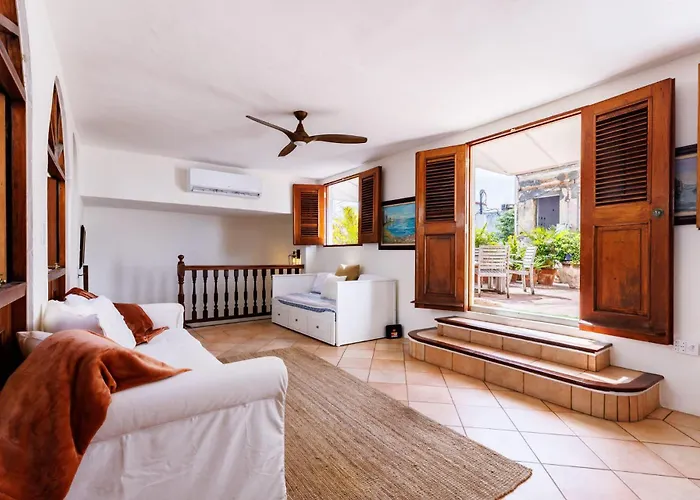 San Juan Family Penthouse- 2Br & City Views