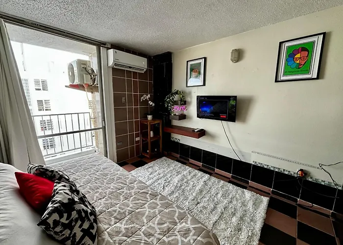 Isla Verde Modern Apartment With Pool San Juan