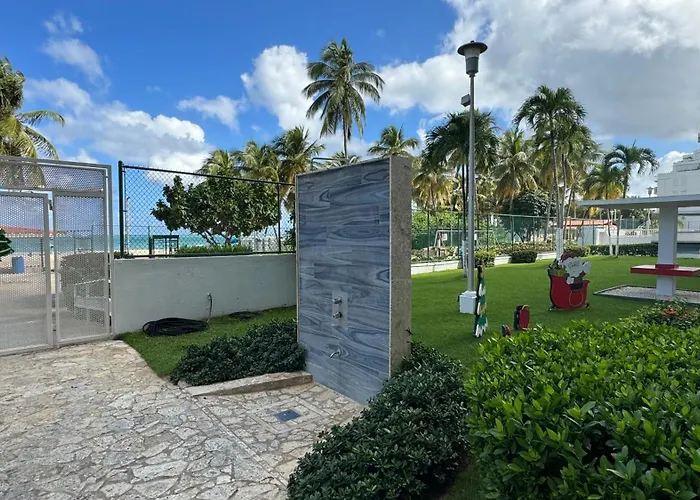 Beach Front 2 Bedroom & Bath In Isla Verde San Juan