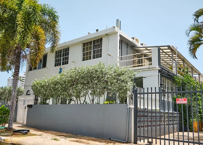 Aura House Isla Verde San Juan