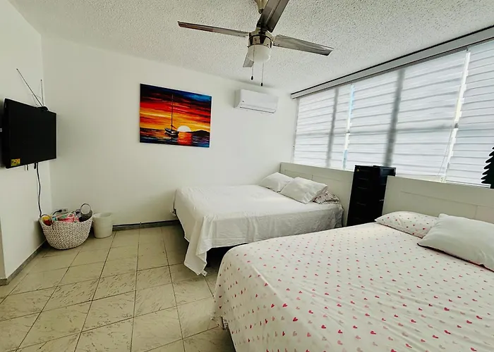 Hobie Beachfront Apartment Isla Verde San Juan