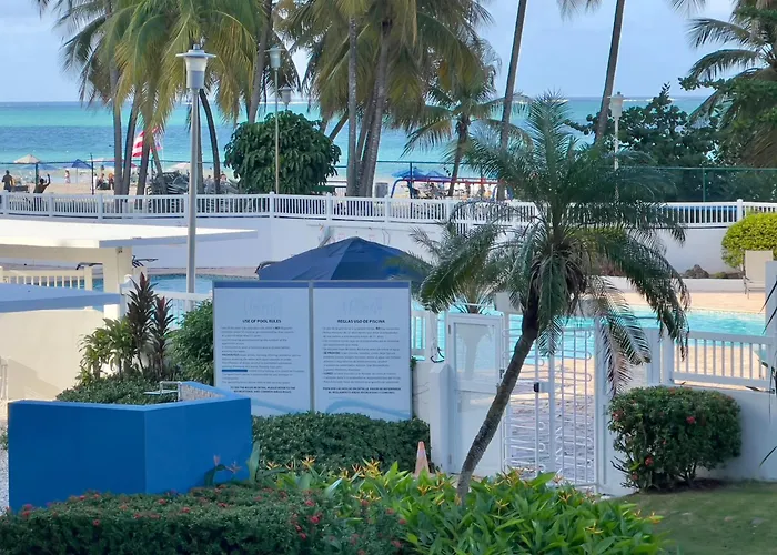Beachfront Tropical Tantra Apartment San Juan