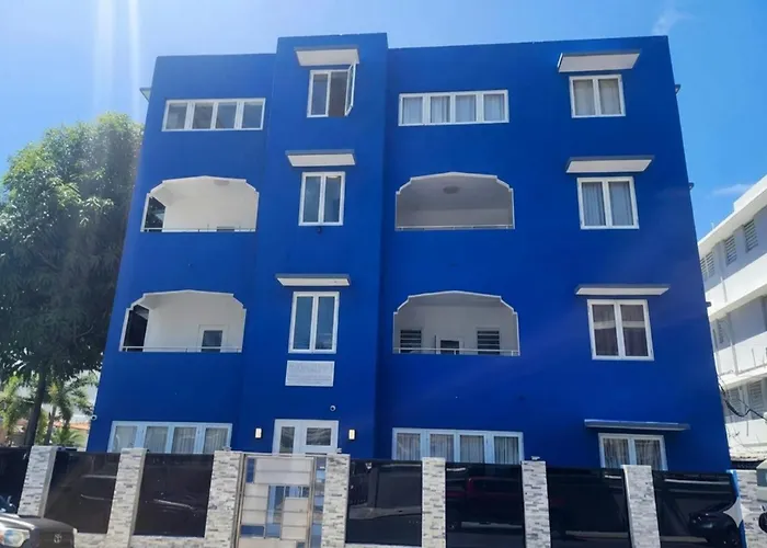 Stunning 3-Bedroom Beachside Apartment San Juan