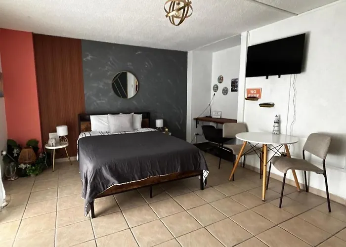 Cond. St. Tropez Apartment San Juan