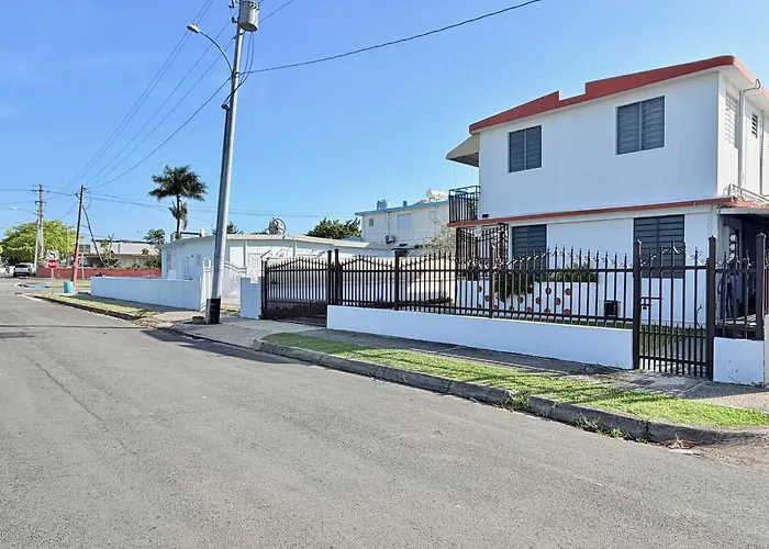 Sunny Breeze 2 Bed Apt Airport And Beaches Are Close San Juan