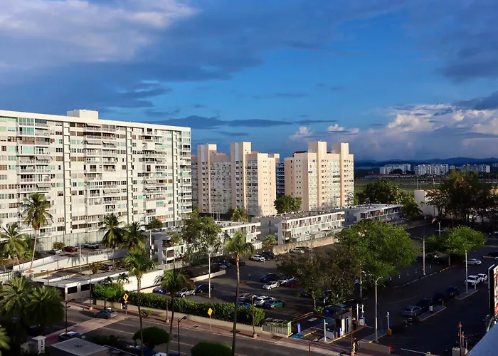 Downtown Beachfront Isla Verde Tropical Apartment San Juan