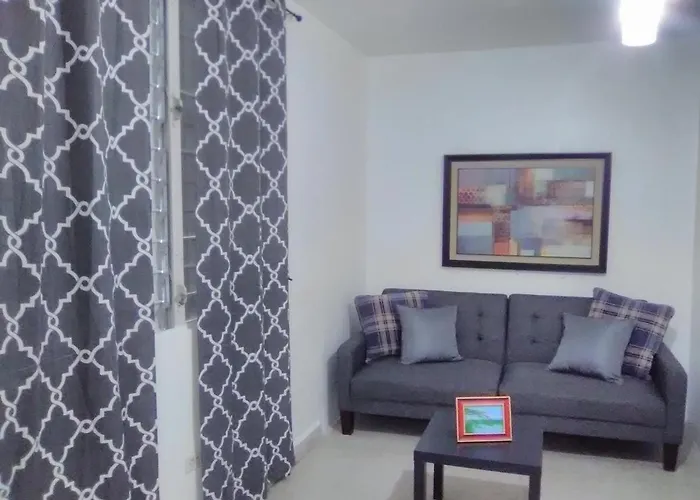 Hermoso Apartamento Frente Aeropuerto De Isla Verde San Juan